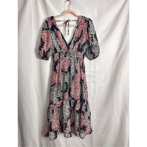 Francesca’s Audrey Parks Dress - Picture 2 of 13